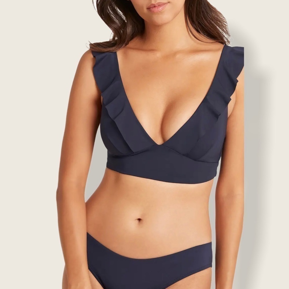 NWT Sea Level Ruched Trim Bikini Top